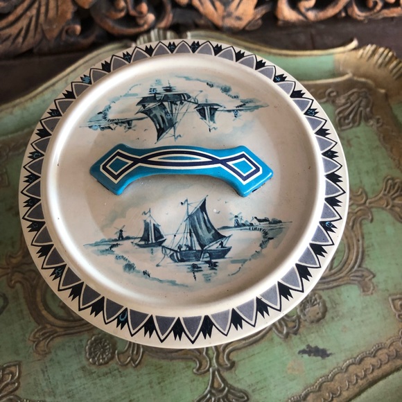 Cookie Canister Vintage Midcentury West Germany Ships and Windmill Tin - Picture 4 of 13